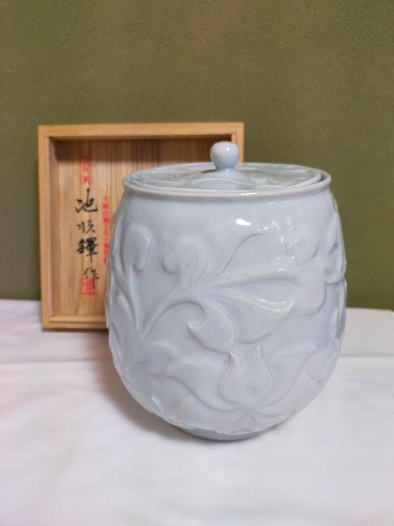 韓国 人間文化財(人間国宝) 池順鐸作 白磁陽刻高麗水差し 口径 約14.5